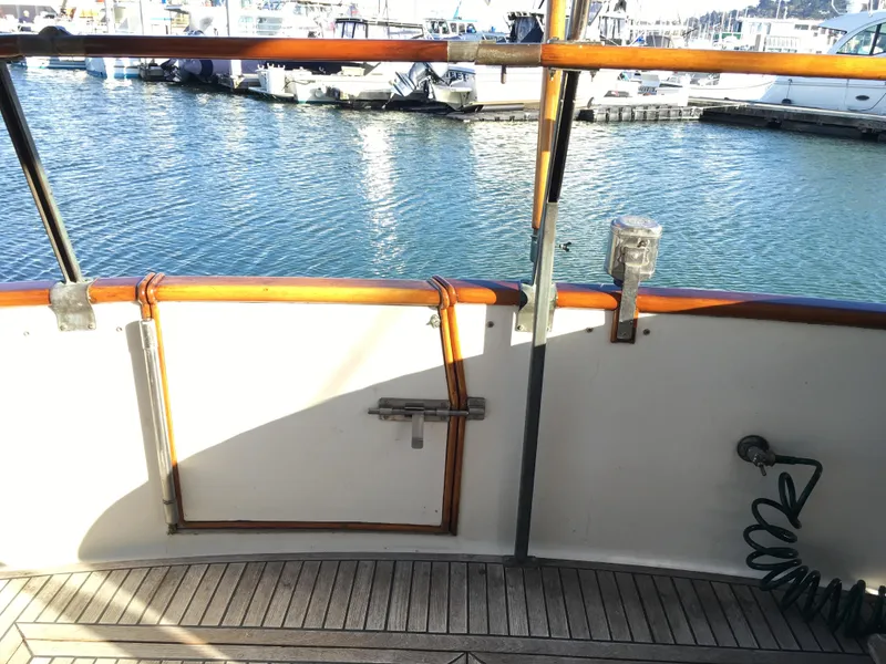 Slide: The Image of Grand Banks 42 Europa 1982 - 69