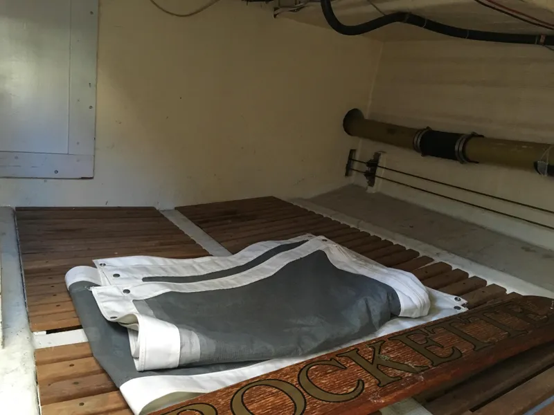 Slide: The Image of Grand Banks 42 Europa 1982 - 92