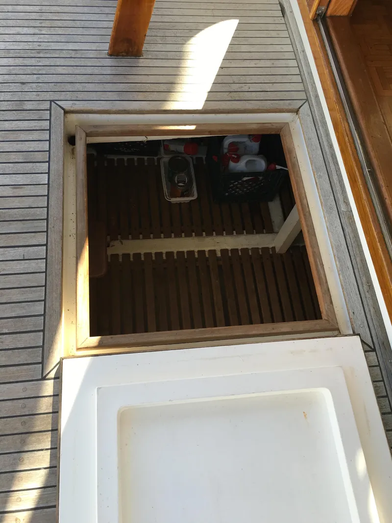 Slide: The Image of Grand Banks 42 Europa 1982 - 94