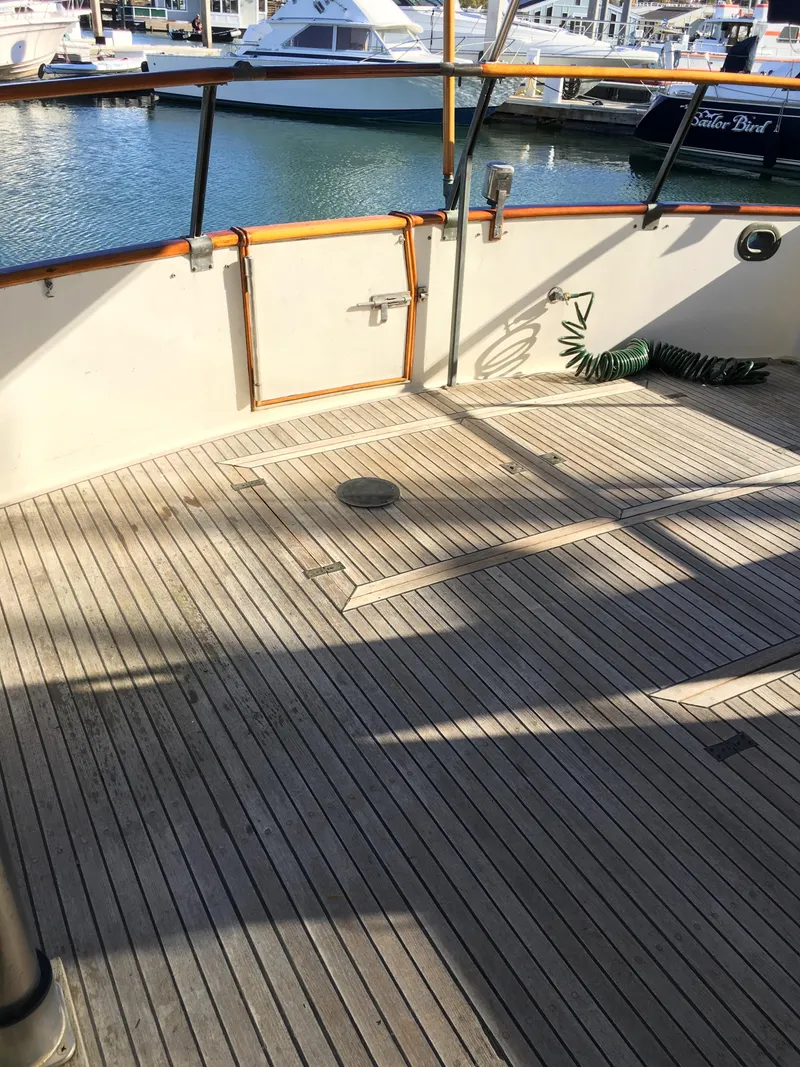 Slide: The Image of Grand Banks 42 Europa 1982 - 96