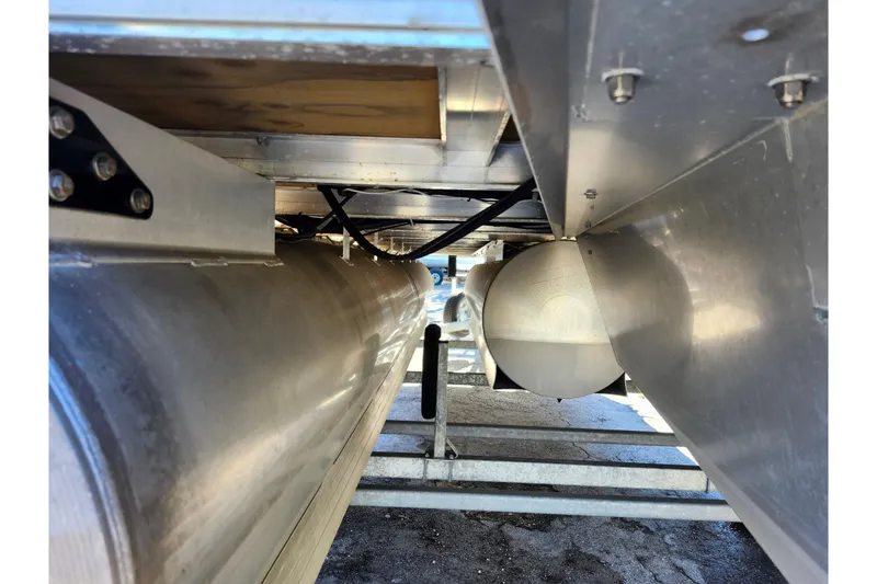 Slide: The Image of Underneath view of 2022 Godfrey Sweetwater 2286 SFL pontoon boat structure. - 47