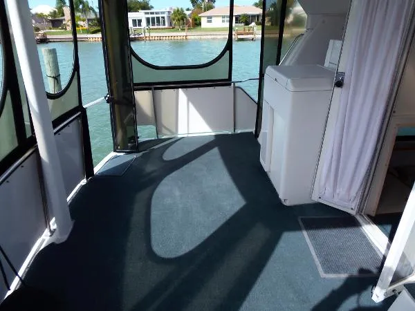 Slide: The Image of Carver Yachts 370 aft cabin with Sundeck 1994 - 6