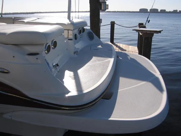 Slide: The Image of Bayliner 225 BOW RIDER 2009 - 2