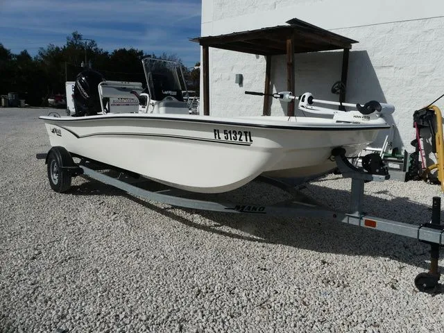 Slide: The Image of Mako Pro Skiff 17 CC 2023 - 2