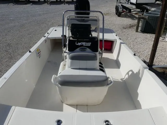 Slide: The Image of Mako Pro Skiff 17 CC 2023 - 9