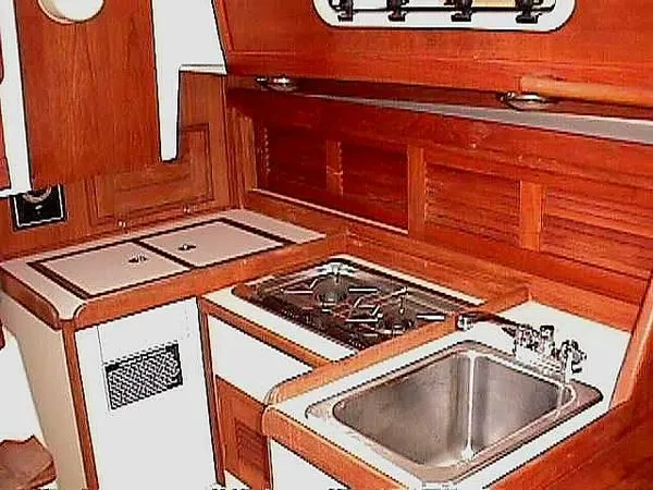 Slide: The Image of Tartan 28 Piper 1991 - 2