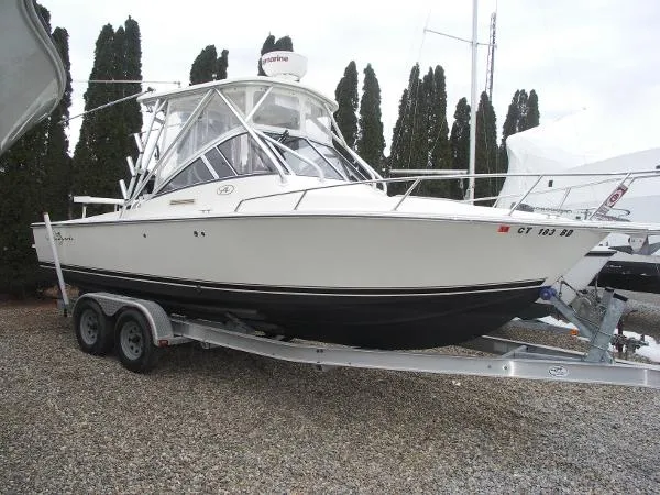 Slide: The Image of Albemarle 248XF Express Fisherman 2003 - 0