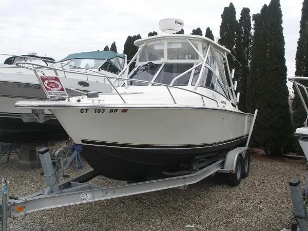 Slide: The Image of Albemarle 248XF Express Fisherman 2003 - 5