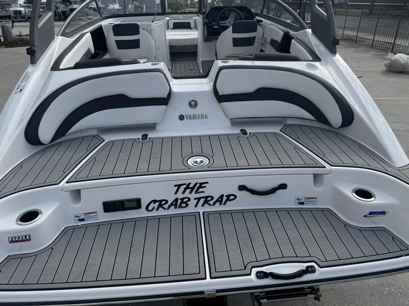 Slide: The Image of Yamaha 195S 2020 - 12