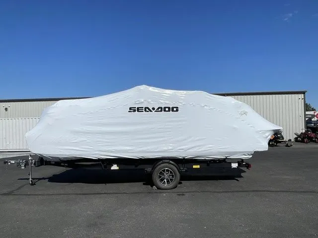 Slide: The Image of Sea-Doo Switch Cruise 21 2025 - 3