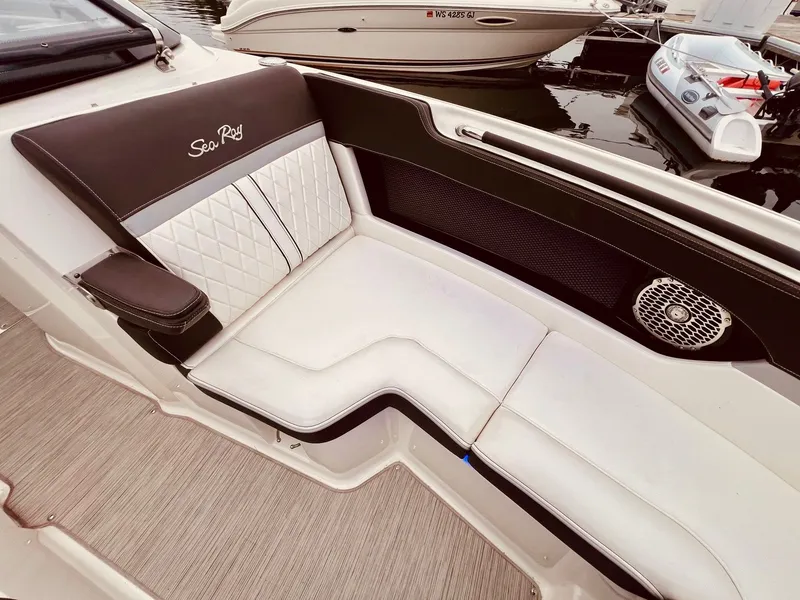 Slide: The Image of Interior of a 2017 Sea Ray SLX 250 boat with luxurious seating. - 32