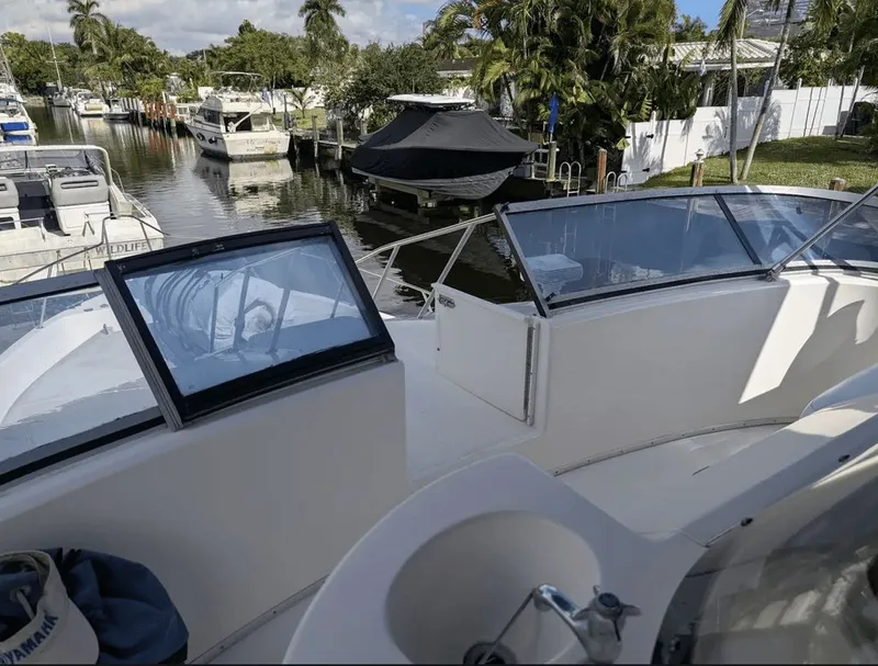 Slide: The Image of Sea Ray 440 Express Bridge 1994 - 6