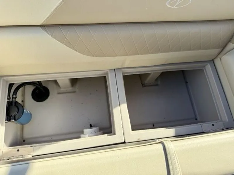 Slide: The Image of Veranda Vista 2021 - 14