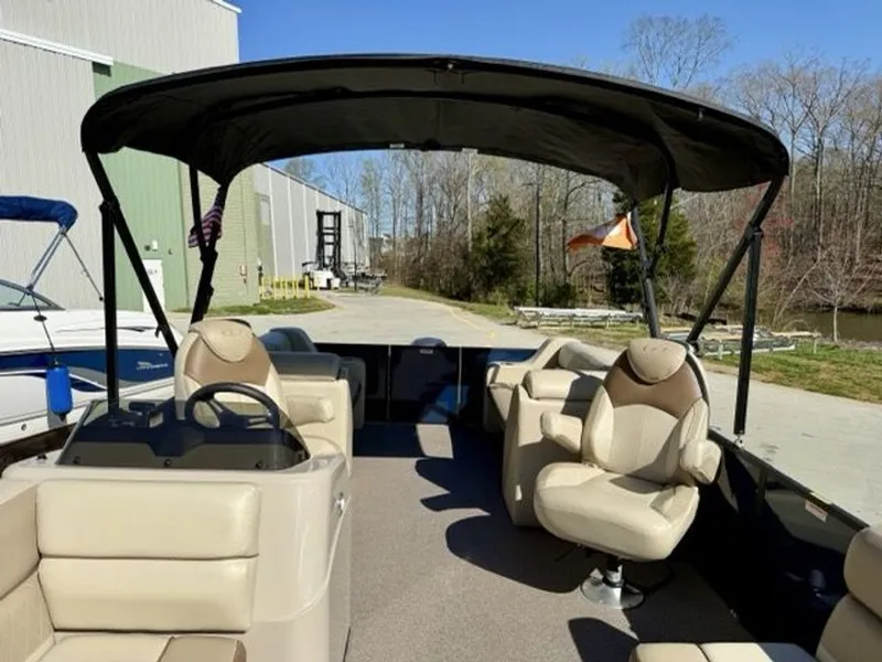 Slide: The Image of Veranda Vista 2021 - 4