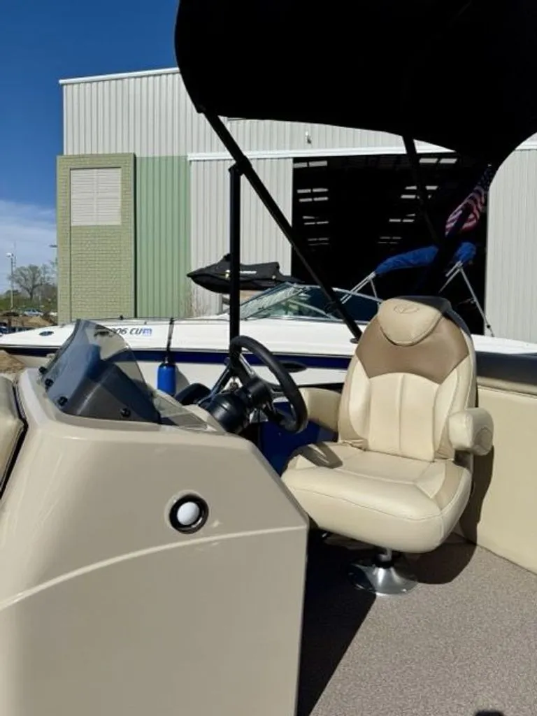 Slide: The Image of Veranda Vista 2021 - 7