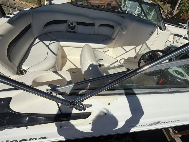 Slide: The Image of Hurricane Sundeck 2012 - 5