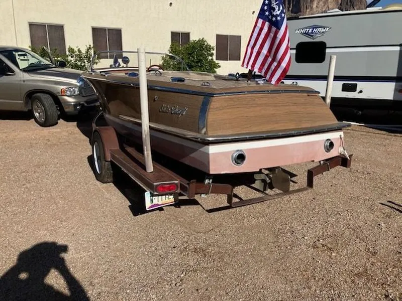 Slide: The Image of Classic Era Watercraft 20 Riviera 1987 - 12