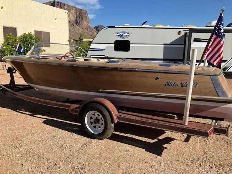 Slide: The Image of Classic Era Watercraft 20 Riviera 1987 - 13