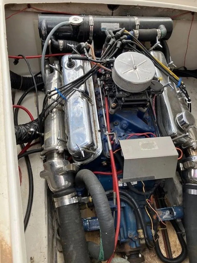 Slide: The Image of Classic Era Watercraft 20 Riviera 1987 - 16