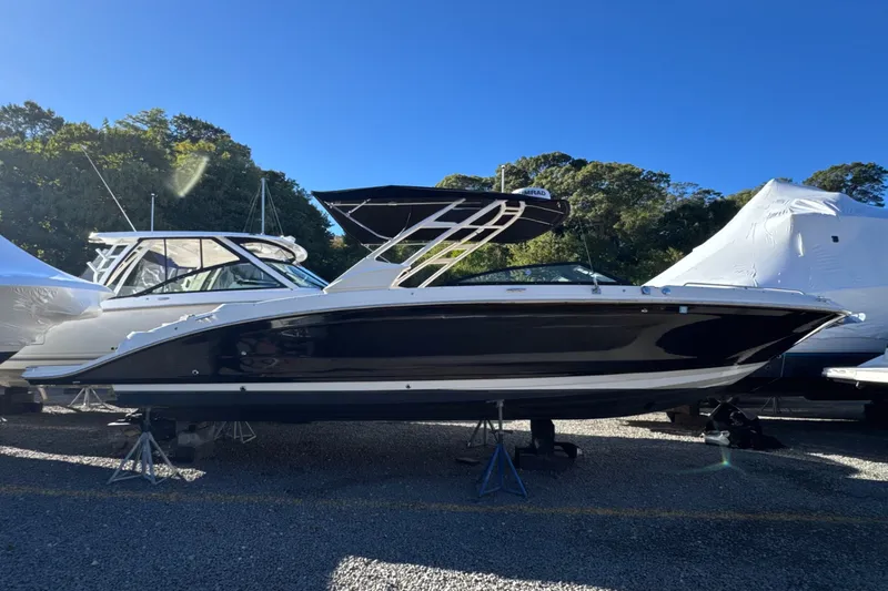 Slide: The Image of Sea Ray SDX 290 2023 - 43