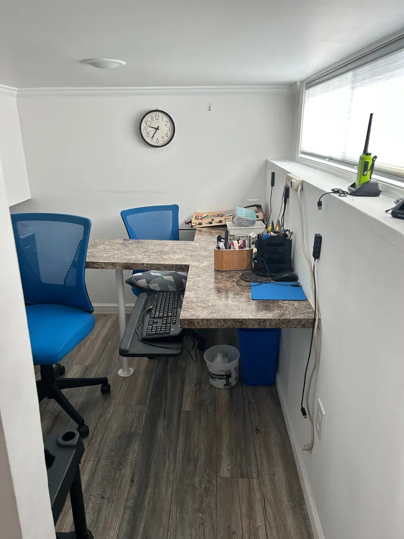 Slide: The Image of Office/2nd Bedroom - 30