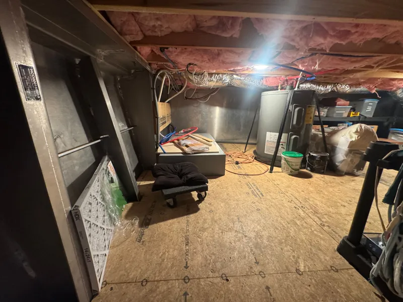 Slide: The Image of Harbor Cottage Cozy Cottage 52' x 16' Tiny Boat 2019 - 56