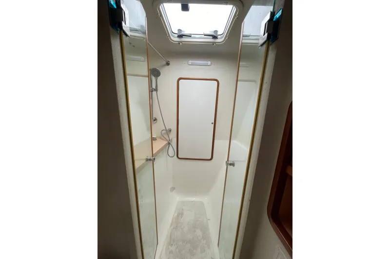 Slide: The Image of Bathroom interior of 2010 Knysna 480 yacht with shower and toilet. - 29