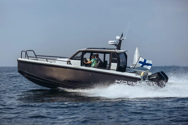 Slide: The Image of Control panel of 2021 XO Boats DFNDR9 with Optimus 360 joystick. - 9