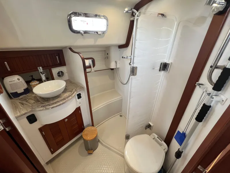 Slide: The Image of Mid Ship Head - 14