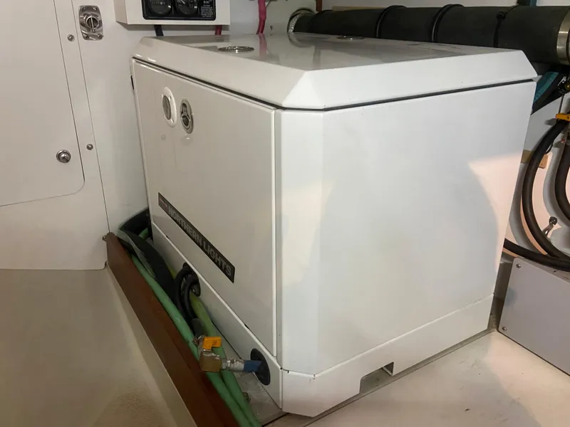 Slide: The Image of Island Packet 439 engine compartment, 2023 model. - 27