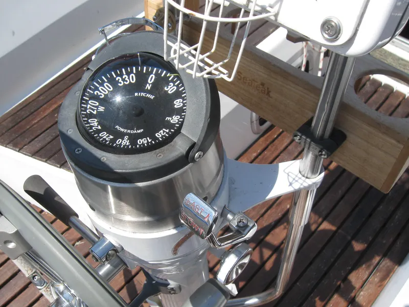 Slide: The Image of Compass on a 1995 Hunter 35.5 sailboat. - 13