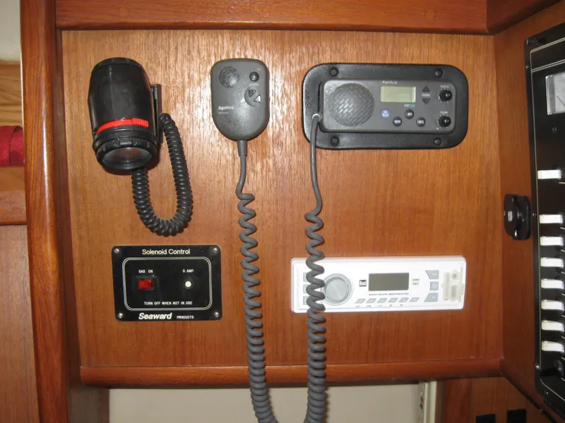 Slide: The Image of Electronics panel on a 1995 Hunter 35.5 yacht. - 34