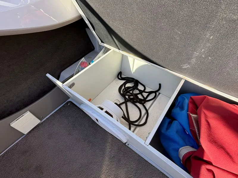 Slide: The Image of Four Winns 190 Horizon 2007 - 35