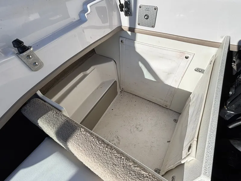 Slide: The Image of Four Winns 190 Horizon 2007 - 39