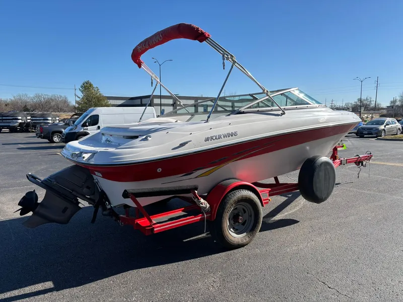 Slide: The Image of Four Winns 190 Horizon 2007 - 6