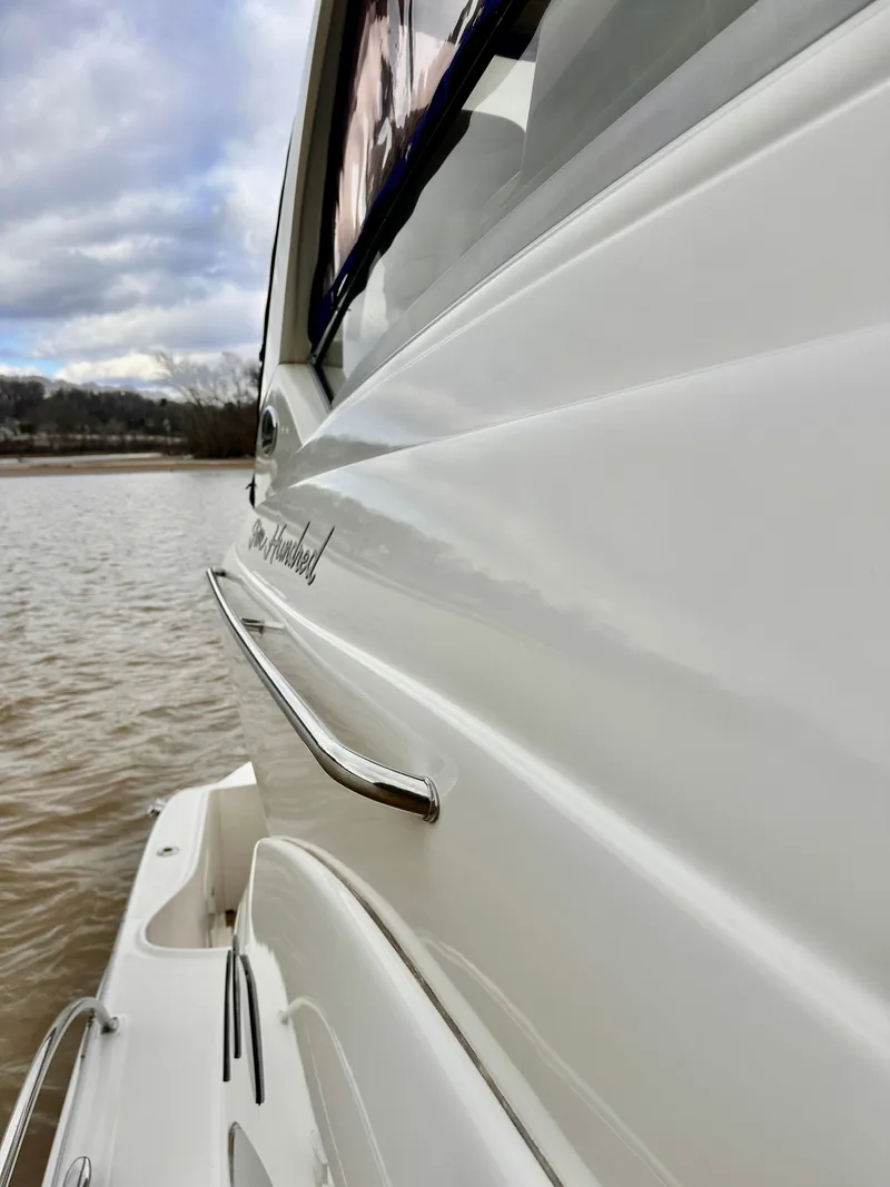 Slide: The Image of Sea Ray 500 Sedan Bridge 2005 - 38