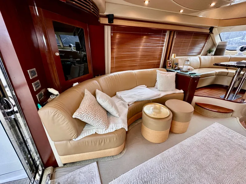 Slide: The Image of Sea Ray 52 Sedan Bridge 2005 - 15