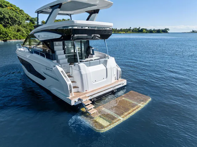 Slide: The Image of Cruisers Yachts 50 Fly 2026 - 54