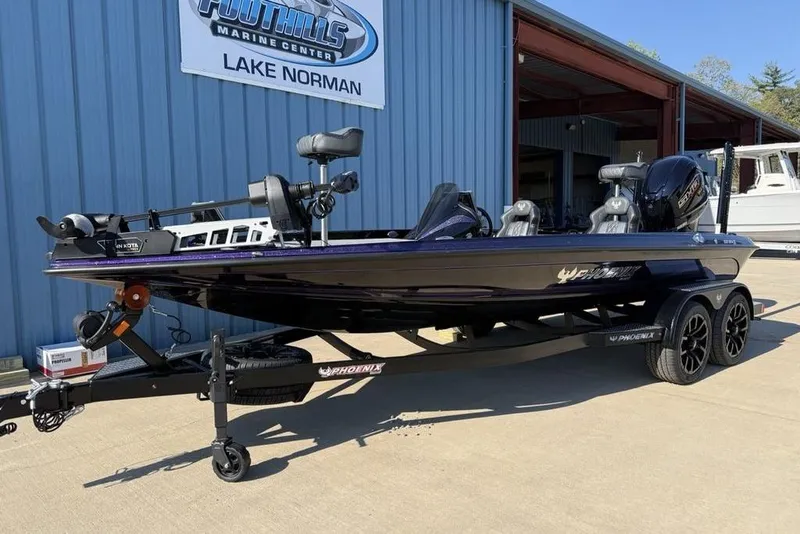 Slide: The Image of 2026 Phoenix 920 Elite X boat at Foothills Marine Center, Lake Norman. - 2