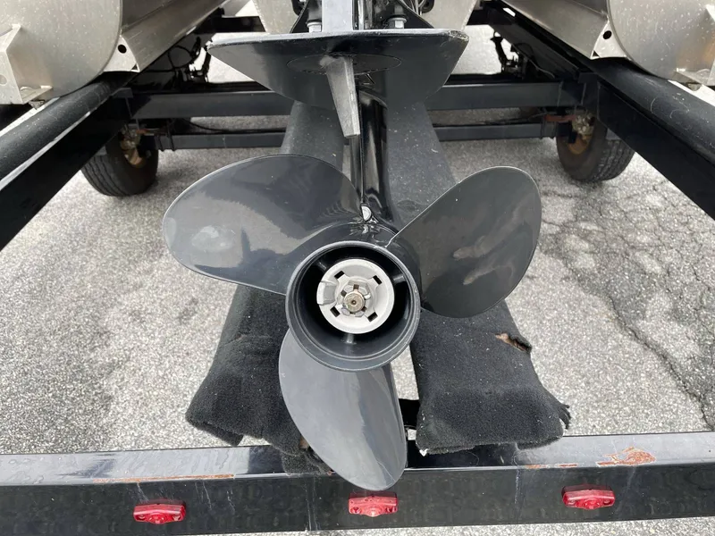 Slide: The Image of South Bay 224RS 2022 - 24