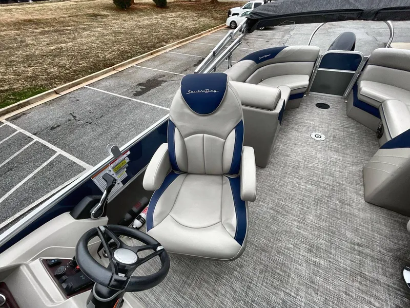 Slide: The Image of South Bay 224RS 2022 - 25