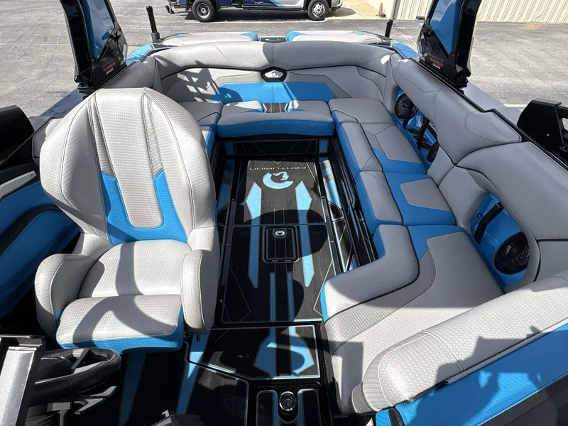 Slide: The Image of Centurion Ri230 2022 - 16