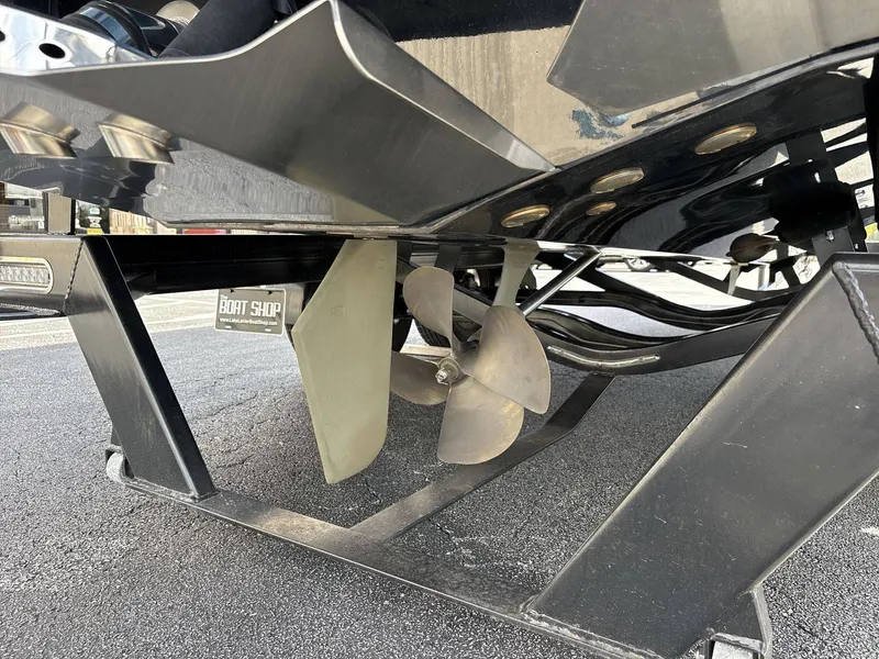 Slide: The Image of Centurion Ri230 2022 - 18