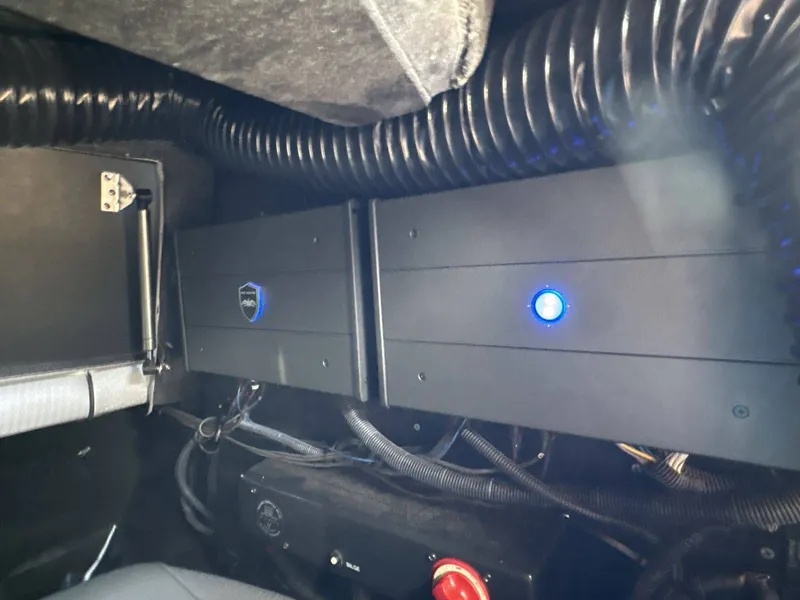 Slide: The Image of Centurion Ri230 2022 - 24