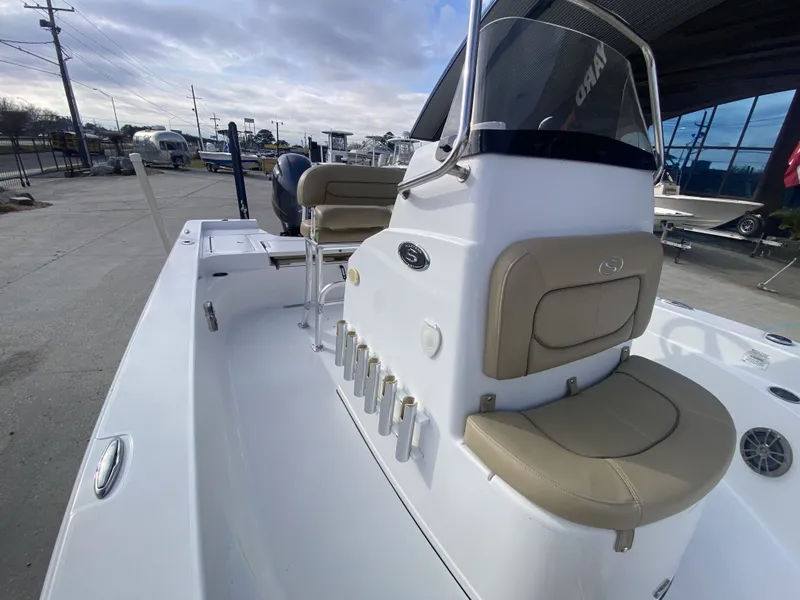 Slide: The Image of Sportsman Masters 227 Bay Boat 2015 - 17