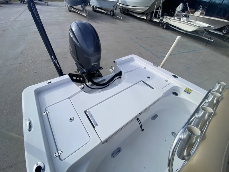 Slide: The Image of Sportsman Masters 227 Bay Boat 2015 - 19