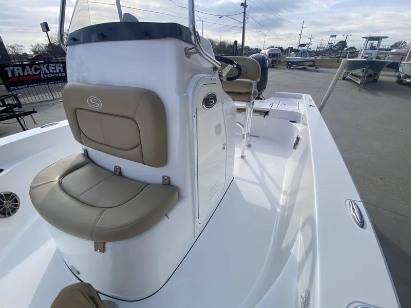 Slide: The Image of Sportsman Masters 227 Bay Boat 2015 - 9