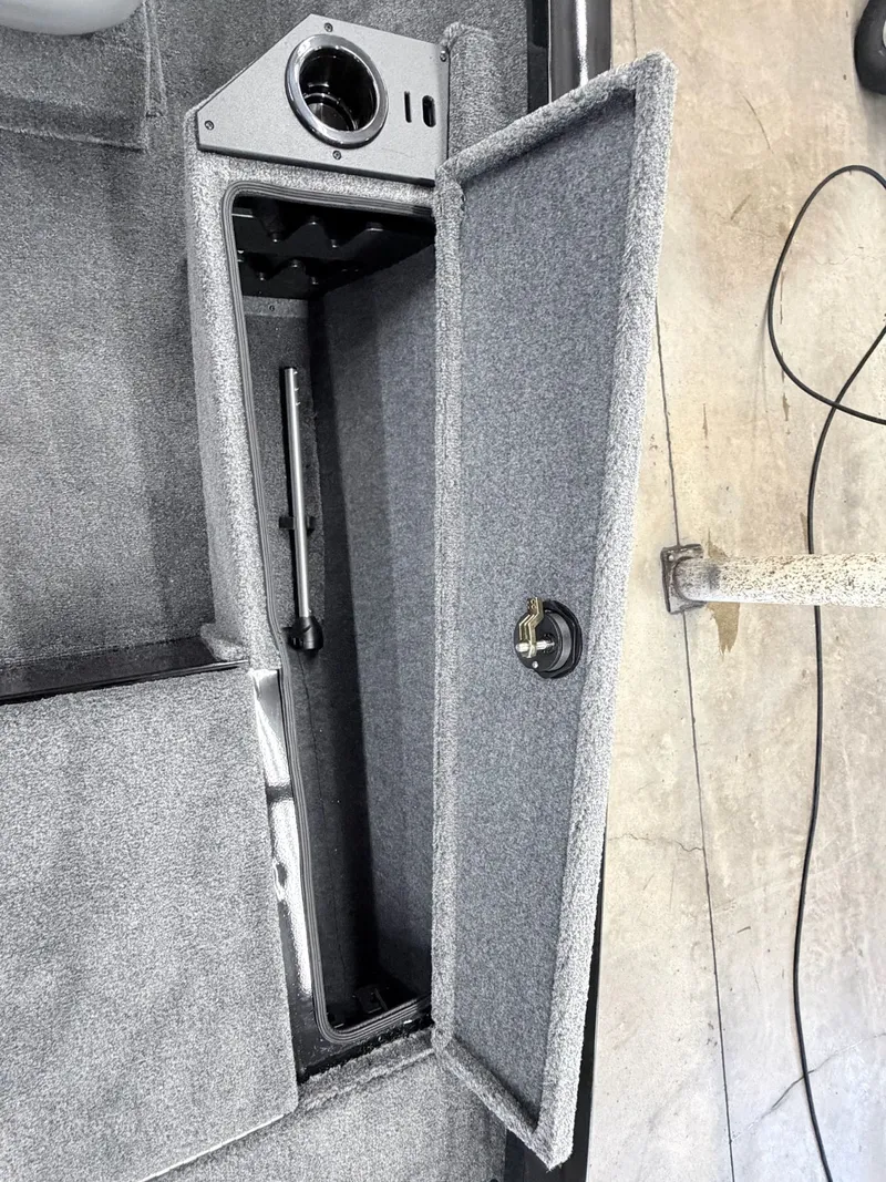 Slide: The Image of G3 Sportsman 1610 2026 - 16