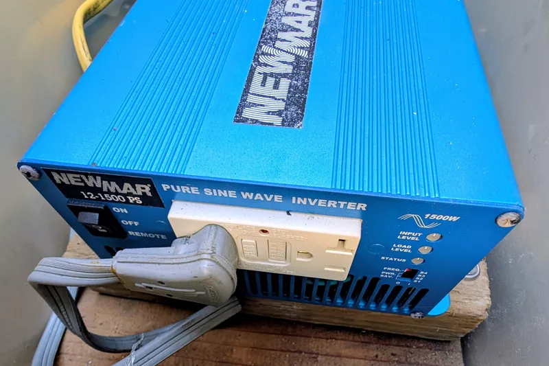 Slide: The Image of Blue Newmar 12-1500 PS pure sine wave inverter, 1500W, on a 1989 Blackman Billfisher 26. - 44