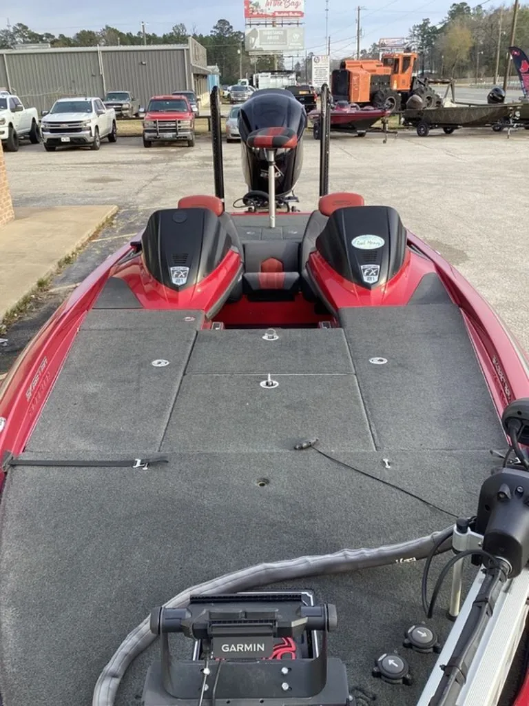 Slide: The Image of Skeeter FX 21 2015 - 11